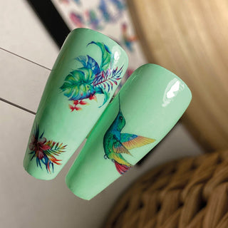 ermöglicht schnelle Nail Art im stressigen Studio Alltag