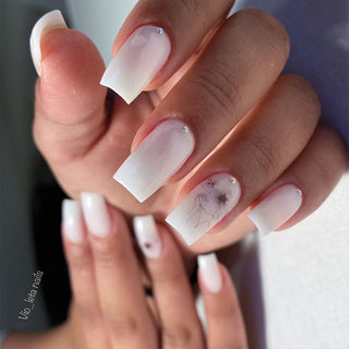 einfache Verarbeitung da die Nail Art Tattoos wasserlöslich sind